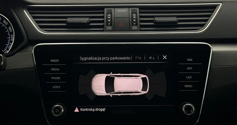 Skoda Superb cena 99900 przebieg: 135160, rok produkcji 2019 z Mogilno małe 781
